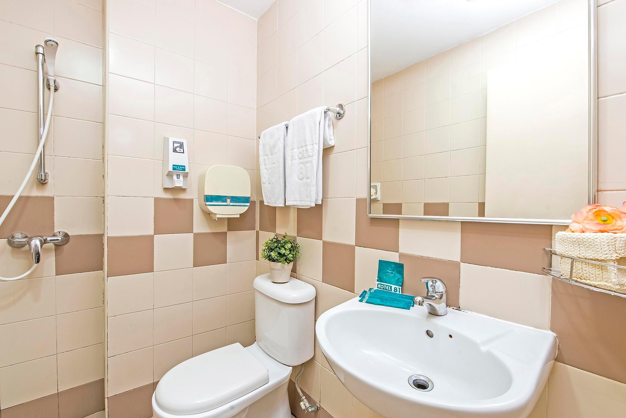 Khách sạn 81 Geylang 2*
